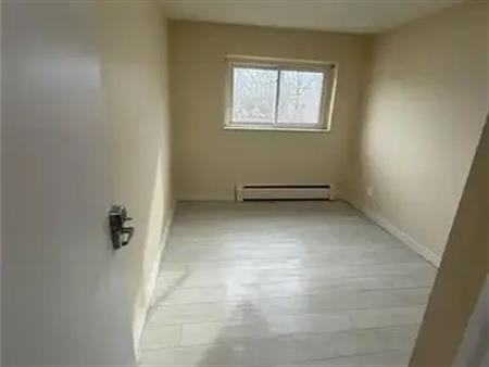 145 MACGREGOR Crescent | 145 MACGREGOR Crescent, Waterloo