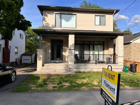 473B Hilson Avenue: 1 Bedroom Apartment (Westboro, Ottawa) | 473 Hilson Avenue, Ottawa