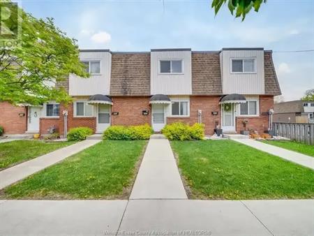 5486 LASSALINE | 5486 LASSALINE, Windsor