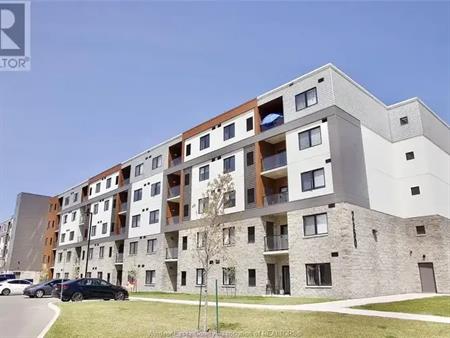 2550 SANDWICH W PARKWAY Unit# 403 | 2550 SANDWICH W PARKWAY Unit# 403, LaSalle