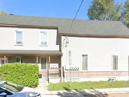3-155 Florence Street | 155 Florence Street, Ottawa