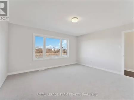 394 PENINSULA ROAD | 394 PENINSULA ROAD, Ottawa