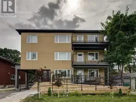 3 - 324 CURRELL AVENUE | 3 - 324 CURRELL AVENUE, Ottawa