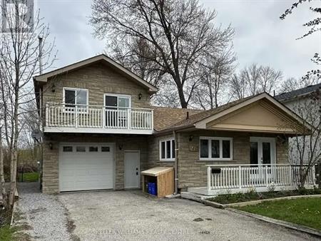 #UPPER - 210 WAY'S BAY DRIVE | #UPPER - 210 WAY'S BAY DRIVE, Georgina