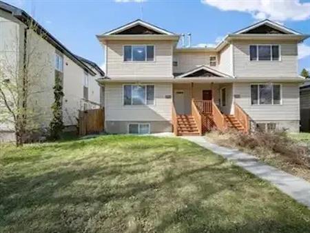 9 bedroom House Walking Distance From University of Alberta | 10912 University Avenue, Edmonton