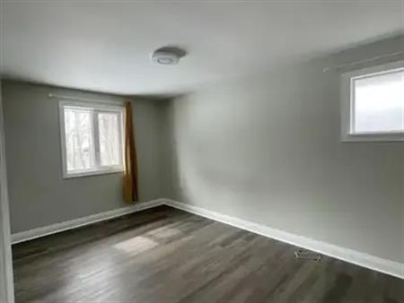 MAIN - 370 CENTRE STREET E | MAIN - 370 CENTRE STREET E, Richmond Hill