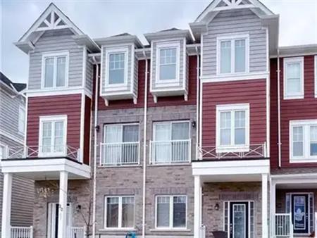 22 VILLAGE GATE DRIVE | 22 VILLAGE GATE DRIVE, Wasaga Beach