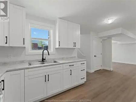1861 MEIGHEN Unit# 2 | 1861 MEIGHEN Unit# 2, Windsor