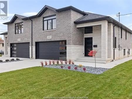 2155 Parkdale PLACE | 2155 Parkdale PLACE, Windsor