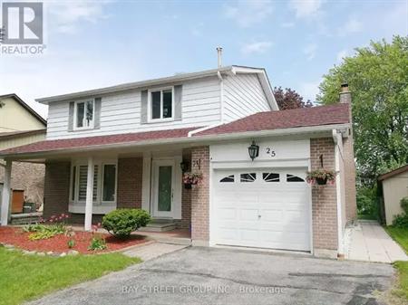 25 PENWICK CRESCENT | 25 PENWICK CRESCENT, Richmond Hill