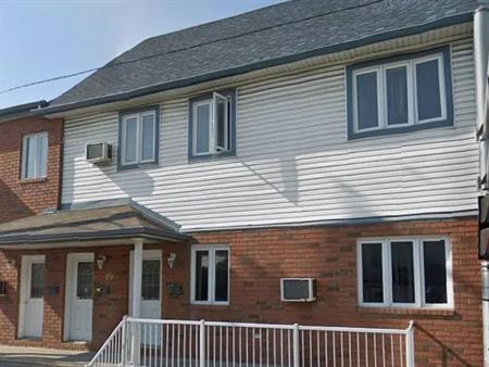 (Hull) Appartement Lumineux à Louer