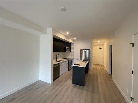 2635 King George Boulevard, Surrey, BC, Canada | 2635 King George Boulevard, Surrey