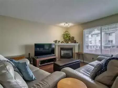NORTHGATE! Immaculate Pineview Townhouse! | 1900 Hugh Allan Drive, Kamloops