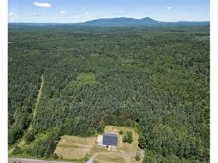 Terrain Résidentiel Chartierville À Vendre