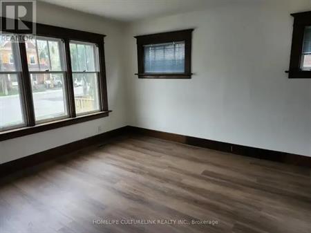 180 ERB STREET W | 180 ERB STREET W, Waterloo