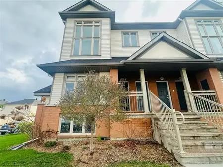 301 Galston Private | 301 Galston Private, Orleans