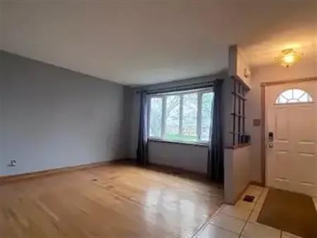 24 ELMSDALE Drive | 24 ELMSDALE Drive, Kitchener
