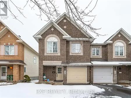 120 LANDOVER CRESCENT | 120 LANDOVER CRESCENT, Ottawa