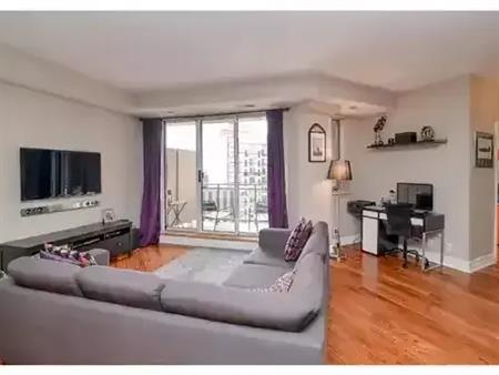 URBAN LIFESTYLE Opus Suite! | 320 McLeod Street, Ottawa