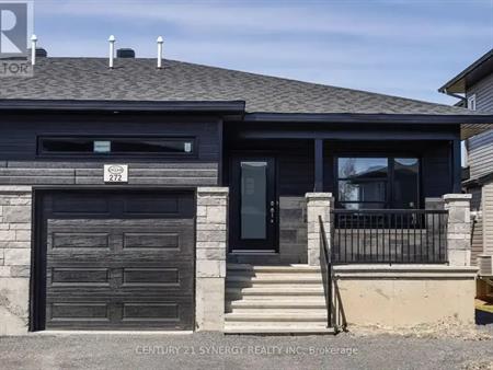 B - 272 MOISSON STREET | B - 272 MOISSON STREET, Russell