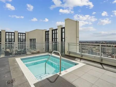 Exceutive Furnished One-Bedroom + Den in The Mark on 10th | 705 - 901 10 Avenue SW, Calgary