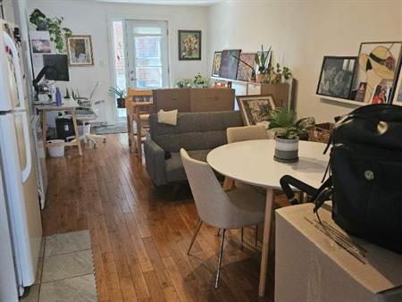 1 CH - 1 SDB - Montréal - $1,116 /mo