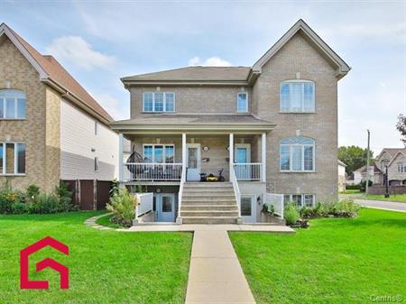 Appartement Chomedey (Laval) À Louer