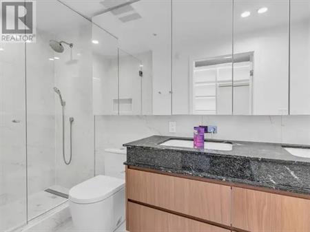 301 3668 W 10TH AVENUE | 301 3668 W 10TH AVENUE, Vancouver