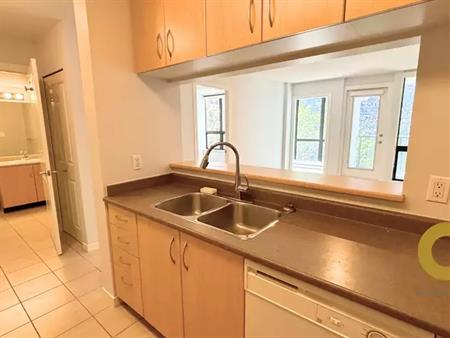 Beautiful 1 Bed 1 Bath + Solarium near Joyce Station!! | 3638 Vanness Avenue, Vancouver