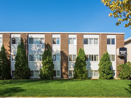 Highland House Apartments | 10640 114 Street NW, Edmonton