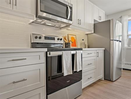 38 King Street West | 38 King St West, Stoney Creek