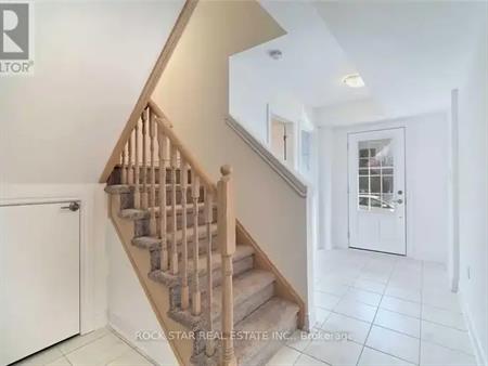 18 ANDEAN LANE | 18 ANDEAN LANE, Barrie