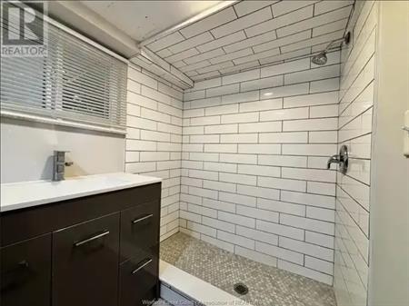 569 CAROLINE STREET | 569 CAROLINE STREET, Windsor