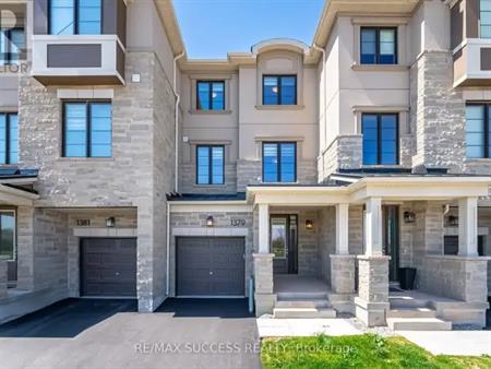 1379 SHEVCHENKO BOULEVARD | 1379 SHEVCHENKO BOULEVARD, Oakville