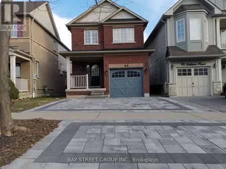 UPPER - 96 BETTINA PLACE | UPPER - 96 BETTINA PLACE, Whitby