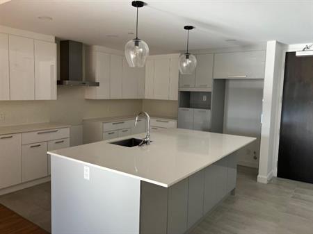 Appartement luxueux style condo 5 1/2 trois chambres dans Lebourgneuf