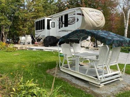 Terrain avec fifth wheel