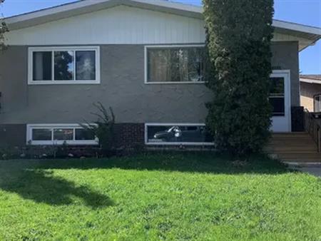 3 bedroom 1,000 sq. foot main floor half duplex | 10534 151 Street Northwest, Edmonton