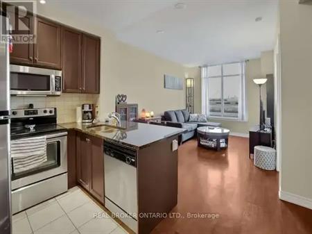702 - 9245 JANE STREET | 702 - 9245 JANE STREET, Vaughan