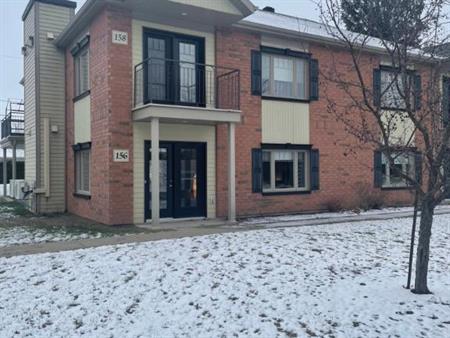 Condo 4-1/2 à louer