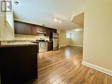 2895 EDGEMONT BOULEVARD | 2895 EDGEMONT BOULEVARD, North Vancouver