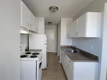 Apartment for rent at 9570 163 Street Northwest | 9570 163 Street Northwest, Edmonton