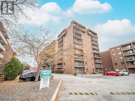 3936 WYANDOTTE Unit# 305 | 3936 WYANDOTTE Unit# 305, Windsor