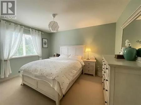 17 HETT CREEK DRIVE | 17 HETT CREEK DRIVE, Port Moody