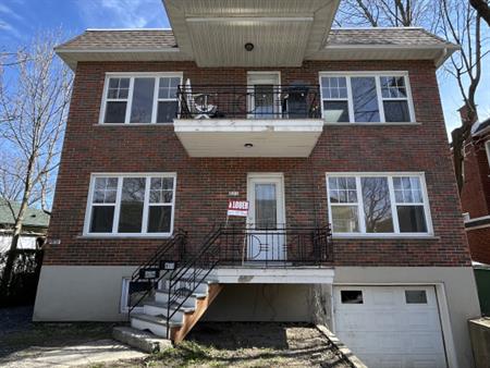Appartement à Louer Disponible Immédiate