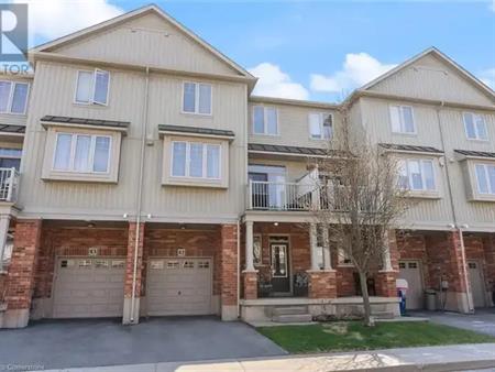 6 CHESTNUT DRIVE Drive Unit# 82 | 6 CHESTNUT DRIVE Drive Unit# 82, Grimsby