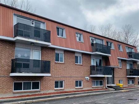 6632 Notre Dame St Unit 205 | 6632 Notre Dame St, Ottawa