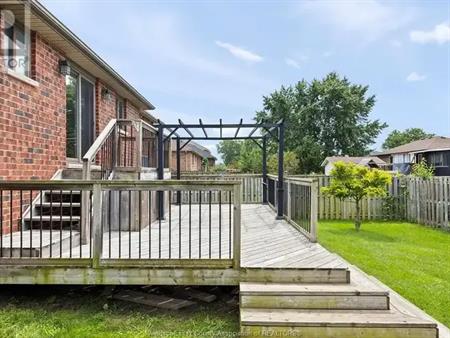 2273 ASKIN AVENUE | 2273 ASKIN AVENUE, Windsor