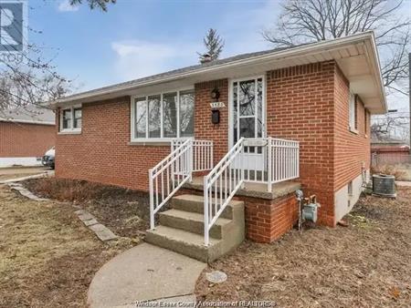 3580 MCKAY Unit# MAIN | 3580 MCKAY Unit# MAIN, Windsor