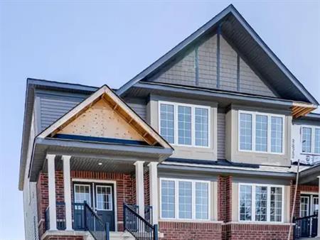 UPPER - 108 CLARK STREET | UPPER - 108 CLARK STREET, Shelburne
